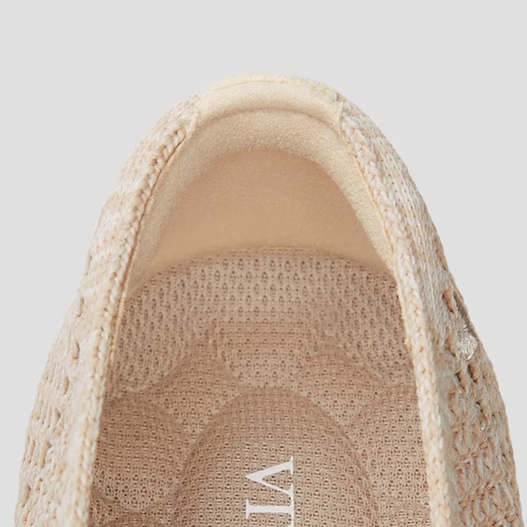 Vivaia Margot Walker Mesh Ballet Square Toe Flats V-Cut Almond Weave Size 37.5 - Picture 3 of 15
